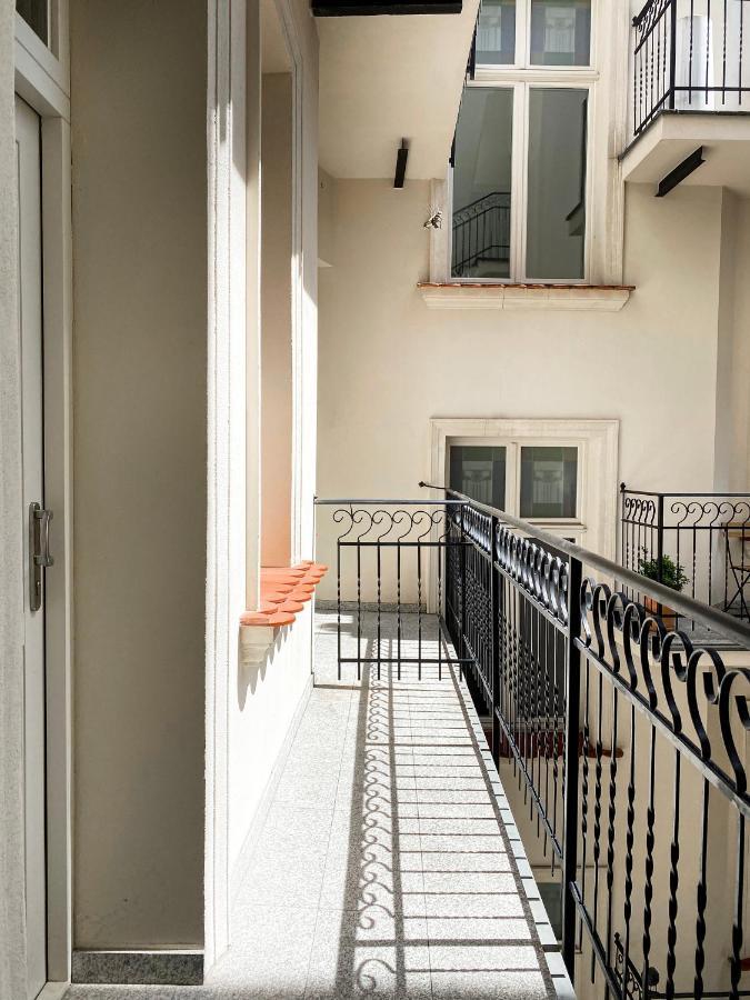 Beautiful Studio For Couples With Air Conditioning - Old Town & Main Station Cracovie Extérieur photo